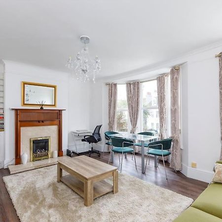 Charming 2 Bedroom Flat In Central Hove With Free Parking Exteriör bild