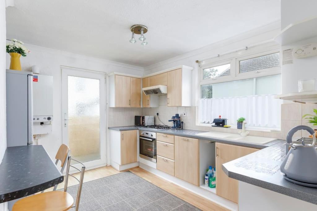 Charming 2 Bedroom Flat In Central Hove With Free Parking Exteriör bild